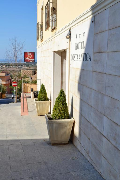 Hotel Costa Antiga Sant'Anna Arresi Exterior photo